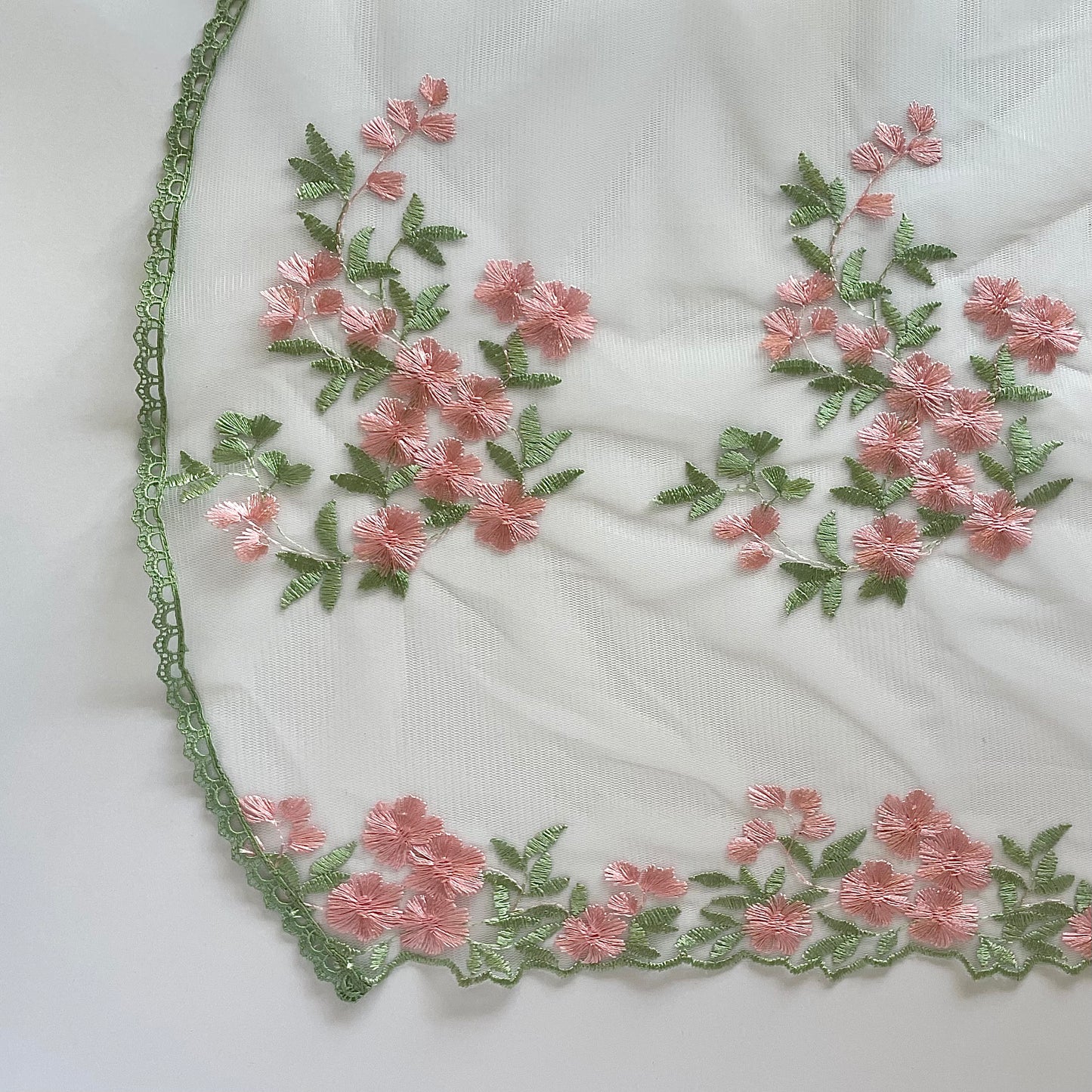 Queen of Families Infinity Veil - Women