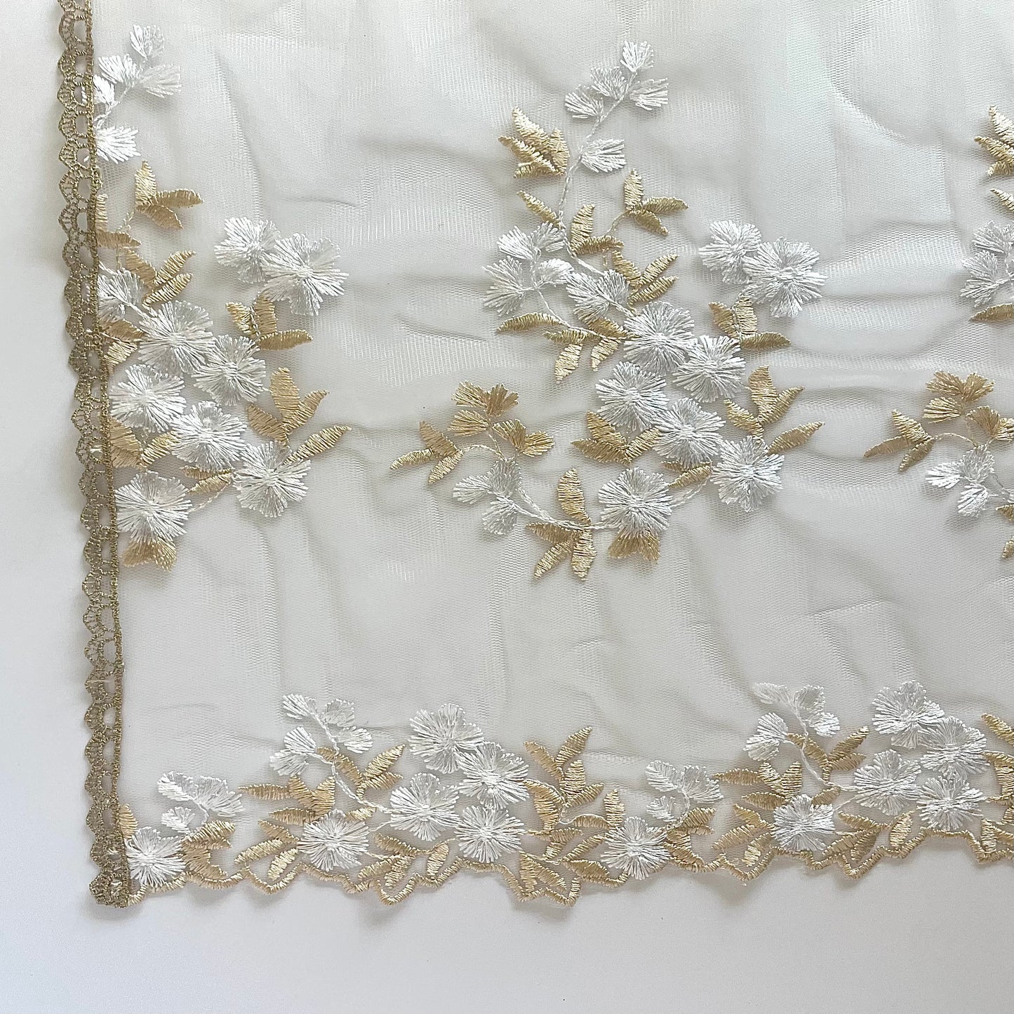 Queen of Families Infinity Veil - Women