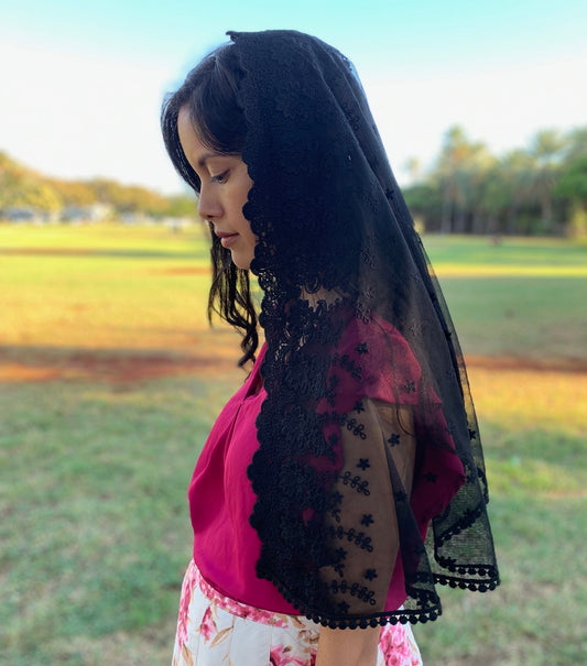Tower of David Shawl Veil - Women