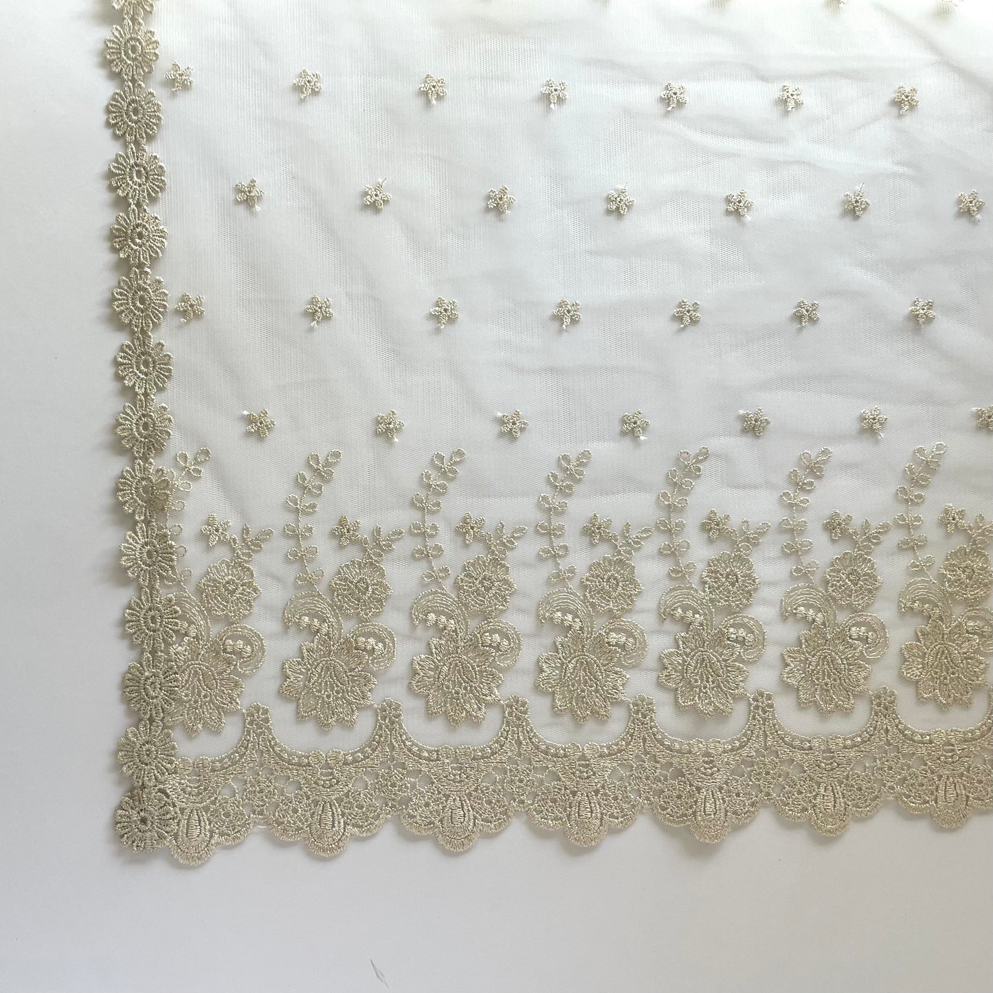 Tower of David Rectangle Shawl Veil - Women